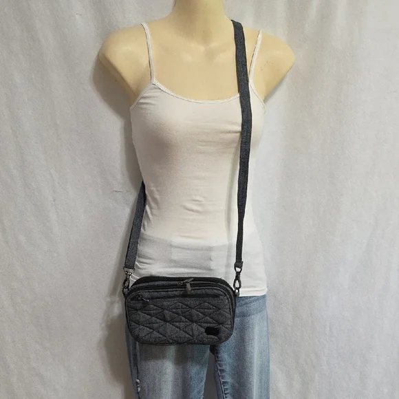 Lug Roundabout Quilted Wallet Crossbody Bag - Characol Gray - Picture 3 of 16